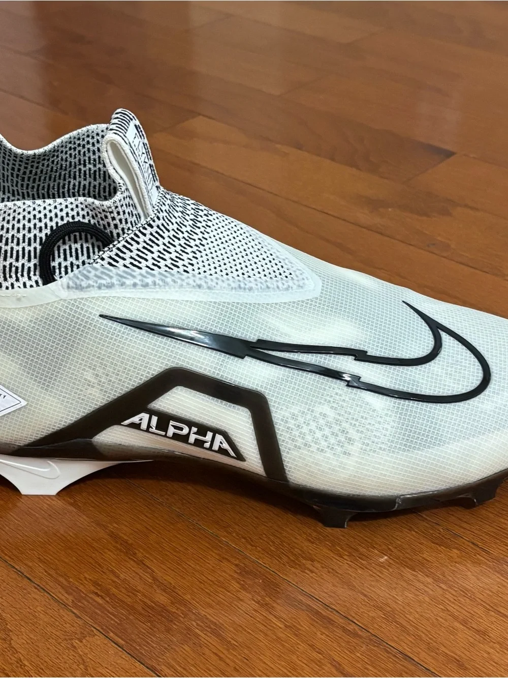 Nike Alpha Menace Elite 3 WIDE 'Ghost White' DH1350-100 Football size 16